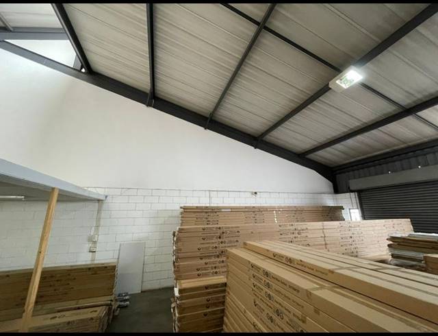 INDUSTRIAL PROPERTY TO RENT IN HENNOPSPARK